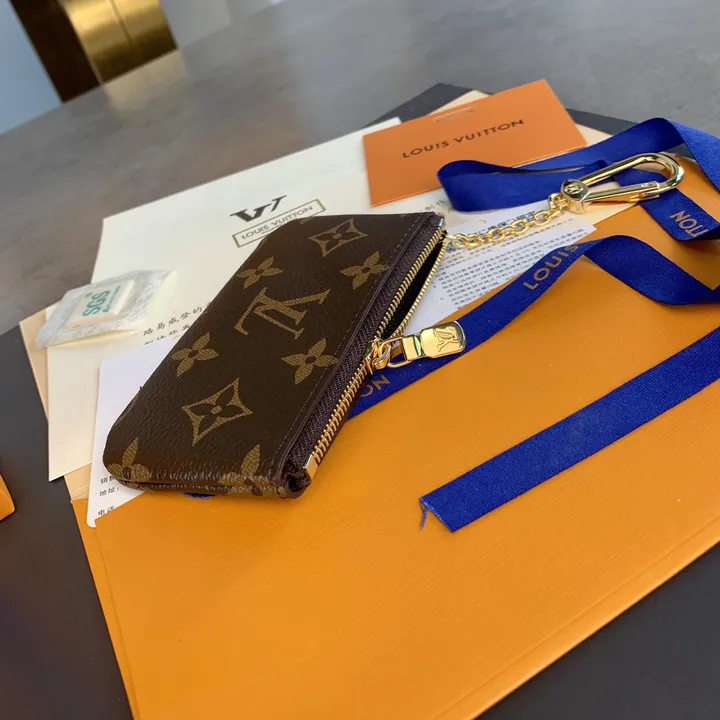 スーパーコピー ルイヴィトン キーホルダー