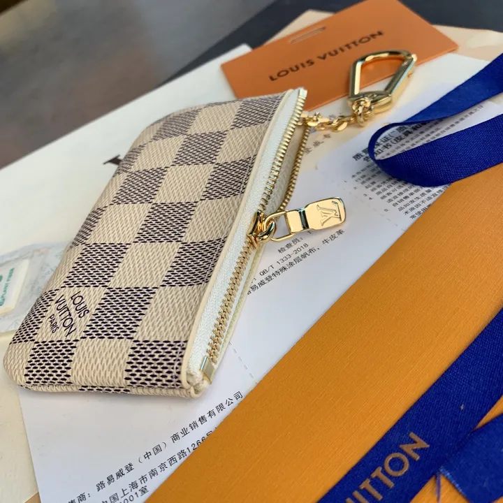 スーパーコピー ルイヴィトン キーホルダー