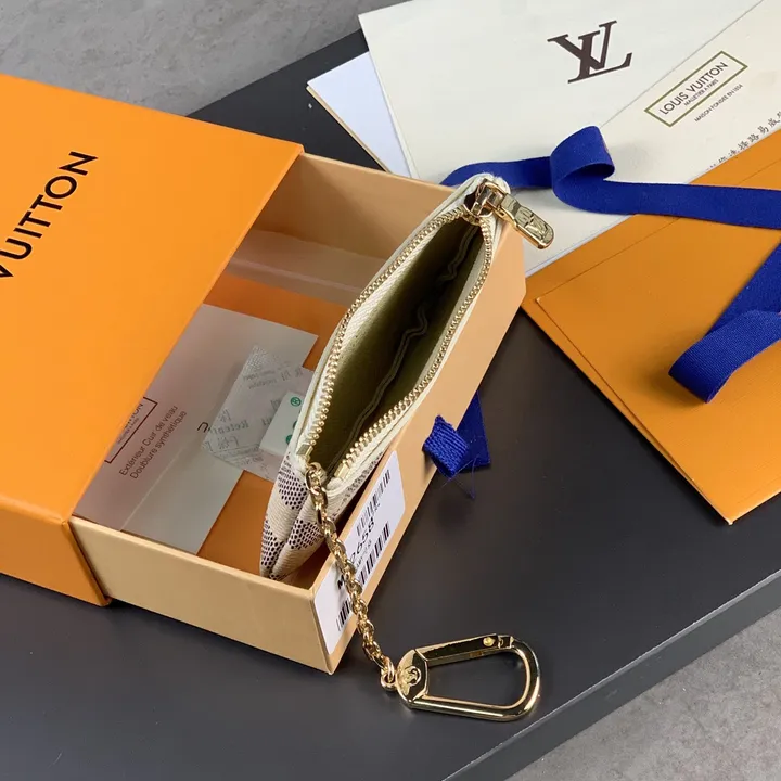 スーパーコピー ルイヴィトン キーホルダー