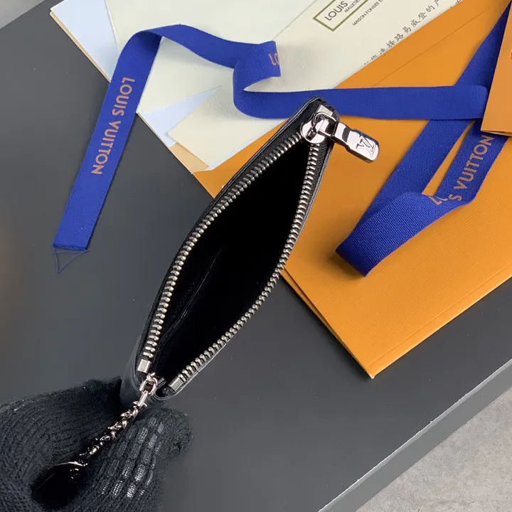 スーパーコピー ルイヴィトン キーホルダー