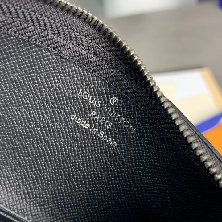 スーパーコピー ルイヴィトン キーホルダー