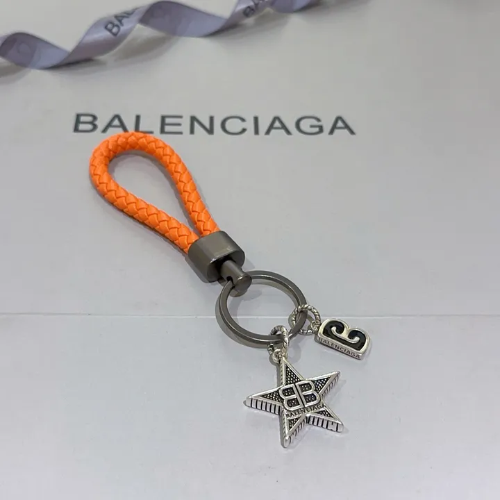 スーパーコピー バレンシアガ キーホルダー