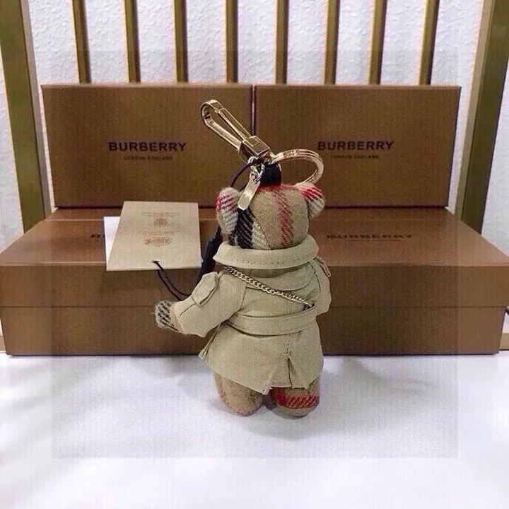 スーパーコピー プラダ キーホルダー