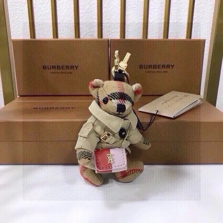 スーパーコピー プラダ キーホルダー