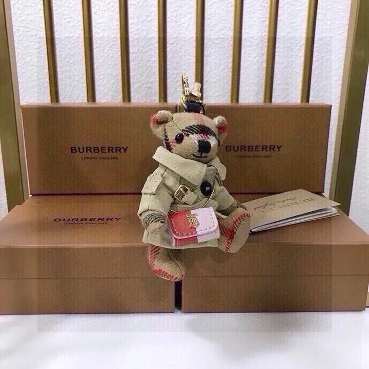 スーパーコピー プラダ キーホルダー