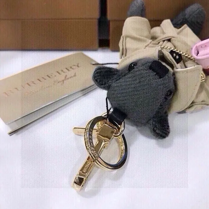 スーパーコピー プラダ キーホルダー