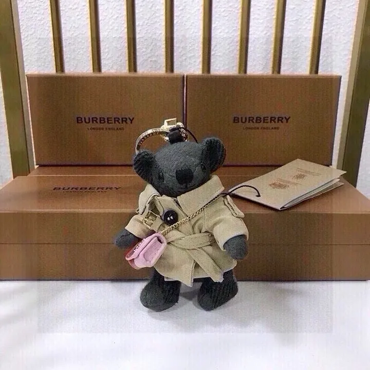 スーパーコピー プラダ キーホルダー