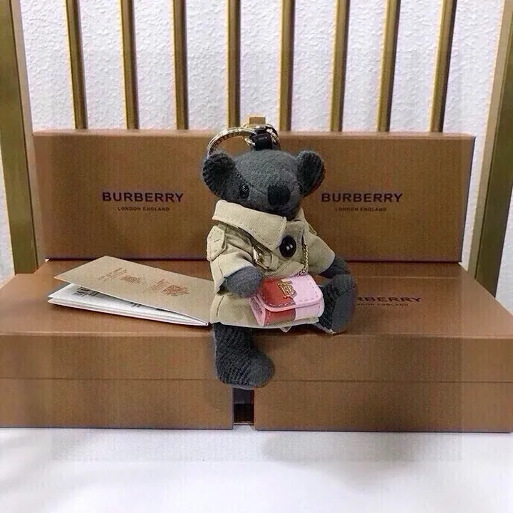 スーパーコピー プラダ キーホルダー