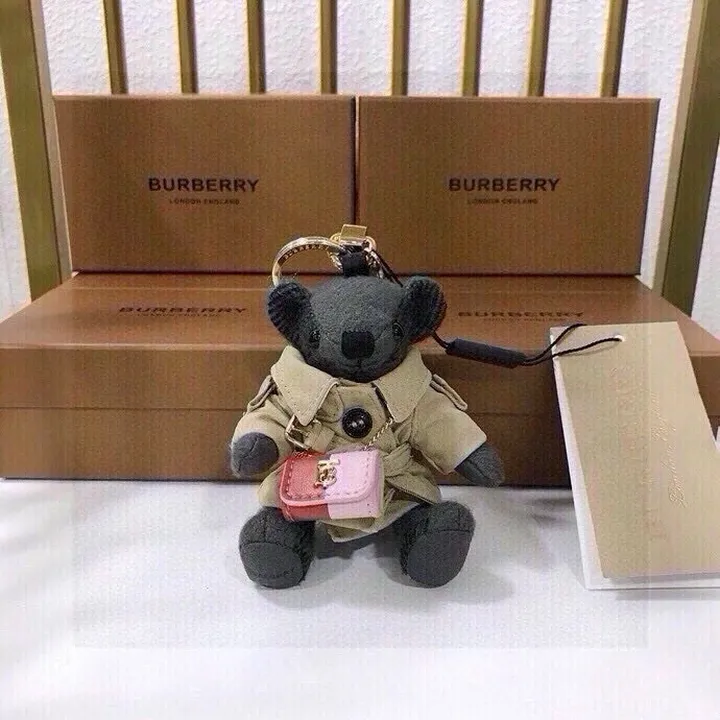 スーパーコピー プラダ キーホルダー