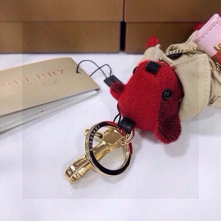 スーパーコピー プラダ キーホルダー