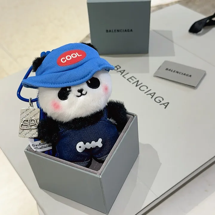 スーパーコピー バレンシアガ キーホルダー