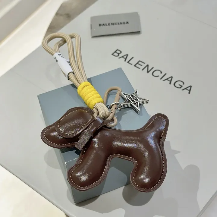 スーパーコピー バレンシアガ キーホルダー