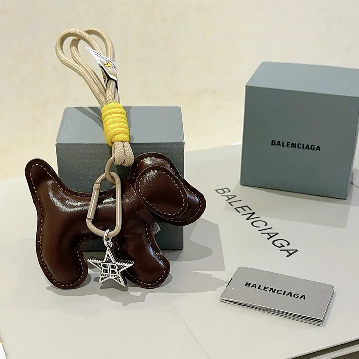 スーパーコピー バレンシアガ キーホルダー