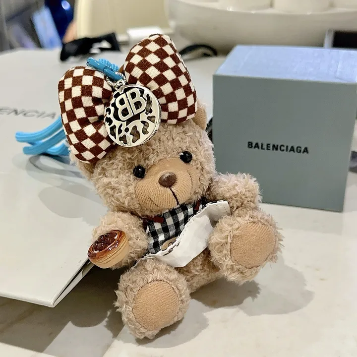 スーパーコピー バレンシアガ キーホルダー