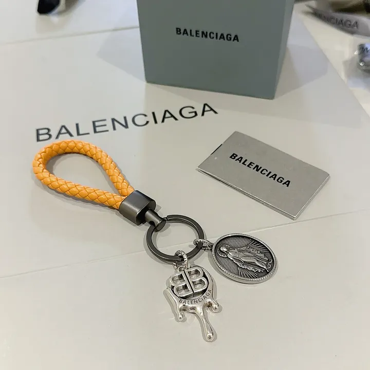 スーパーコピー バレンシアガ キーホルダー