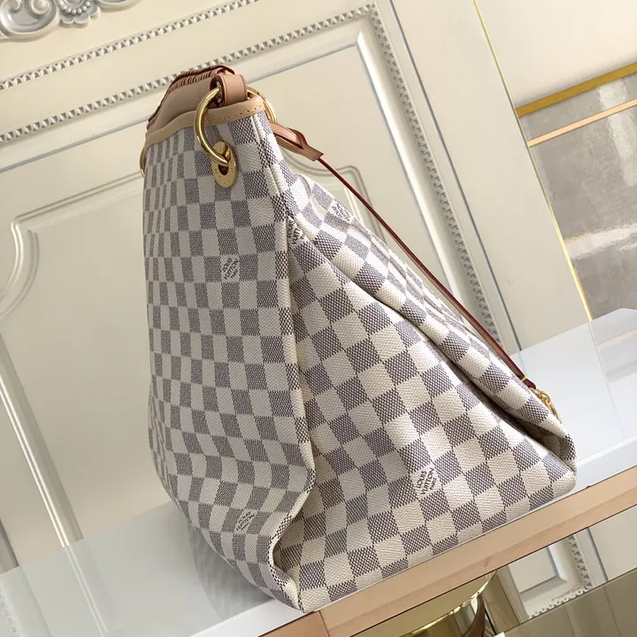 スーパーコピー ルイヴィトン キーホルダー