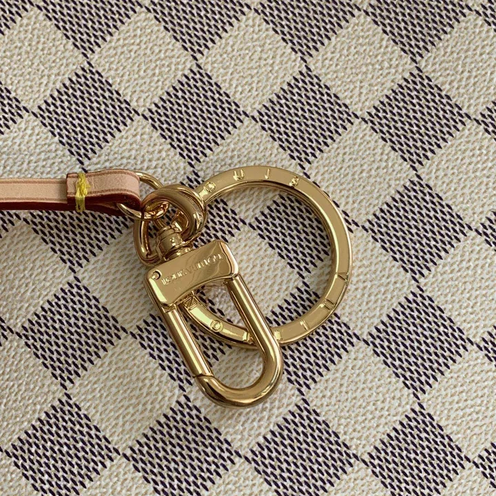 スーパーコピー ルイヴィトン キーホルダー