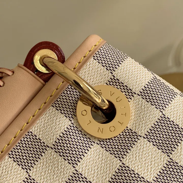 スーパーコピー ルイヴィトン キーホルダー