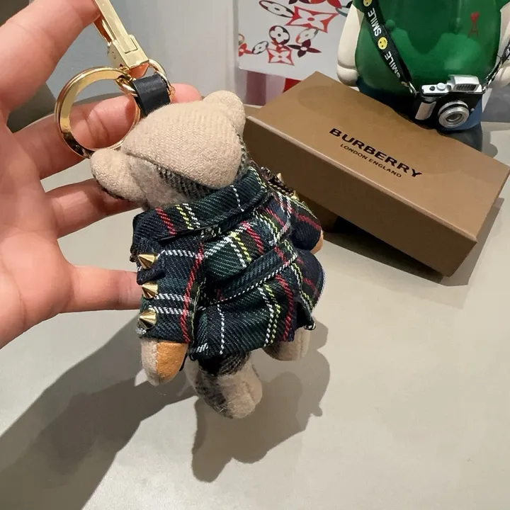 スーパーコピー プラダ キーホルダー