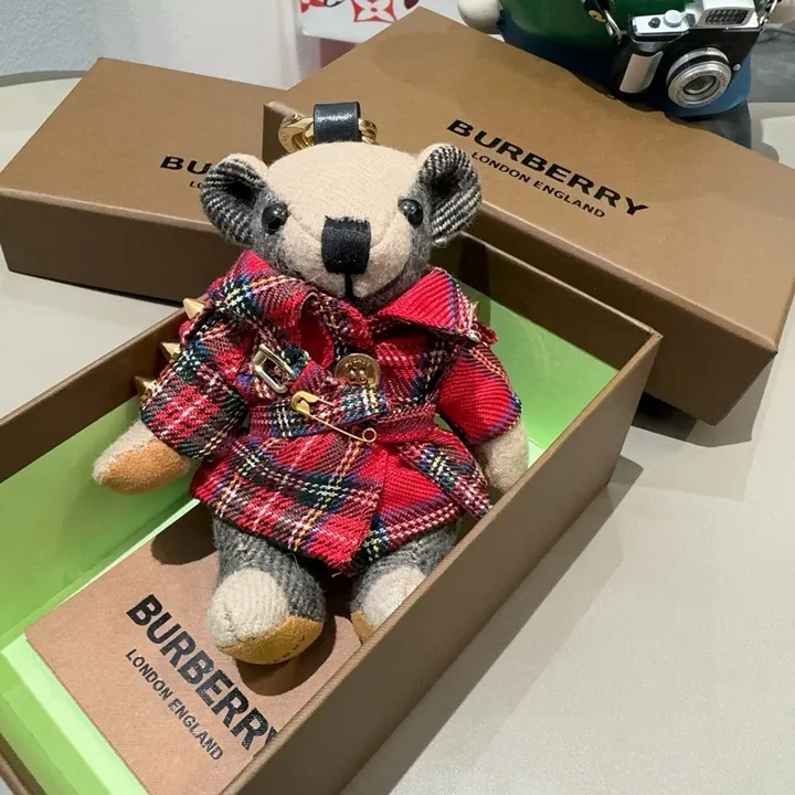 スーパーコピー プラダ キーホルダー