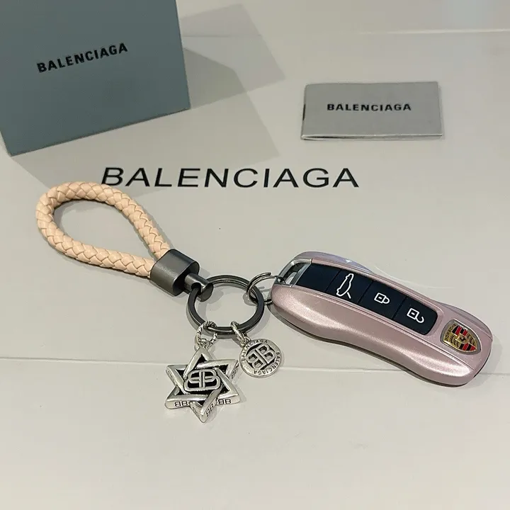 スーパーコピー バレンシアガ キーホルダー