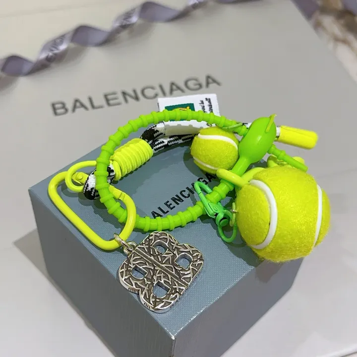 スーパーコピー バレンシアガ キーホルダー