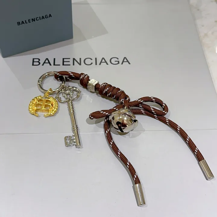 スーパーコピー バレンシアガ キーホルダー