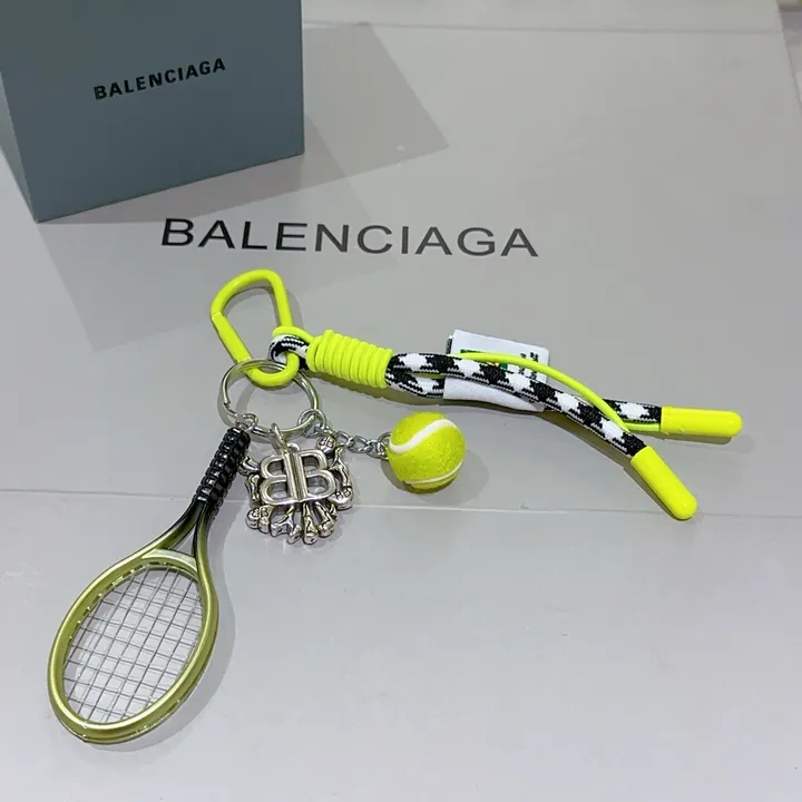 スーパーコピー バレンシアガ キーホルダー