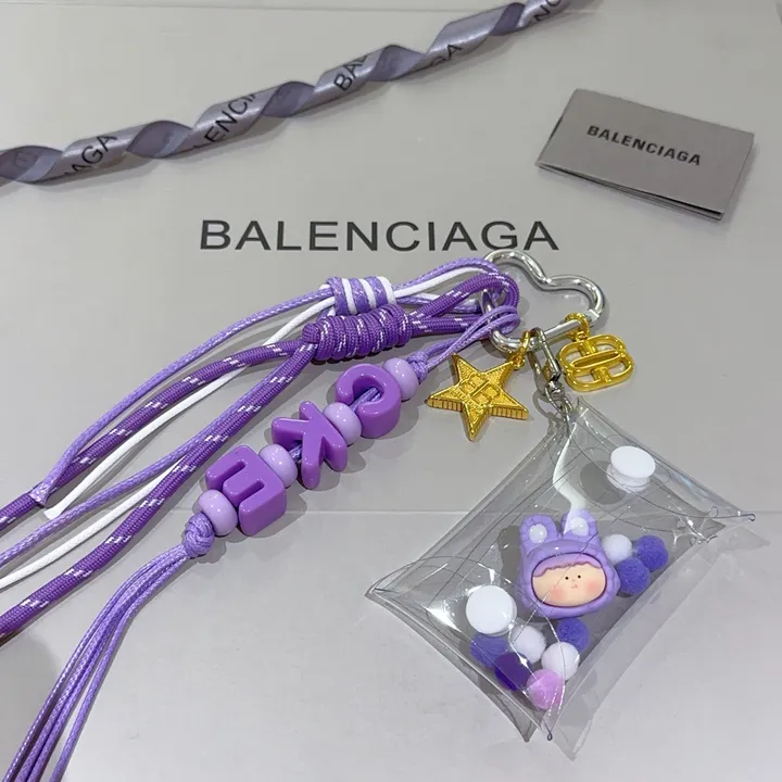 スーパーコピー バレンシアガ キーホルダー