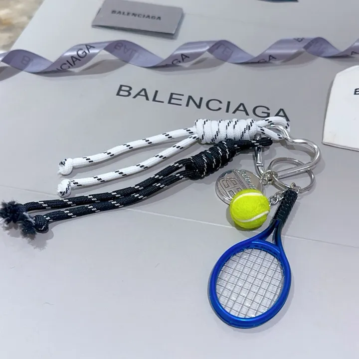 スーパーコピー バレンシアガ キーホルダー