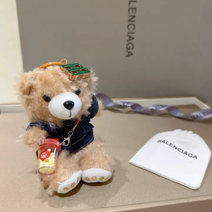 スーパーコピー バレンシアガ キーホルダー