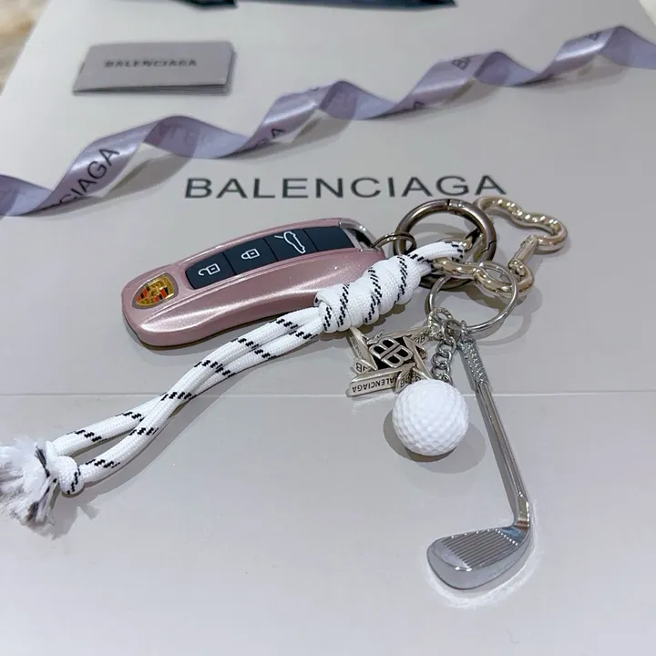 スーパーコピー バレンシアガ キーホルダー