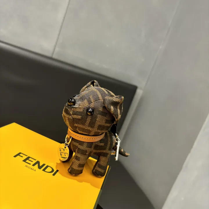 スーパーコピー フェンディ キーホルダー