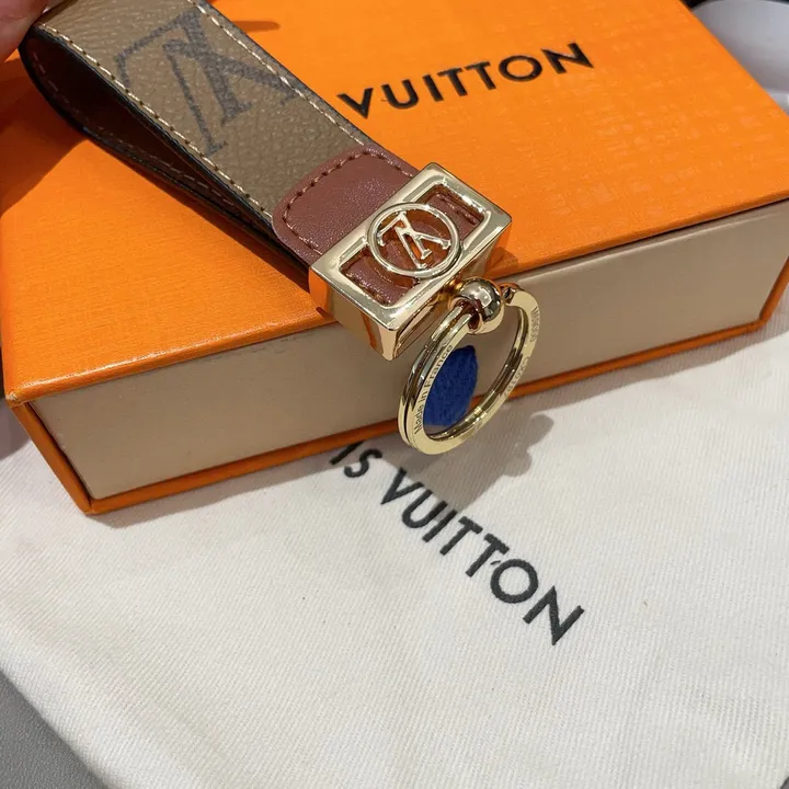 スーパーコピー ルイヴィトン キーホルダー