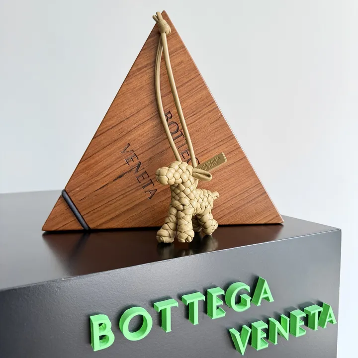 スーパーコピー ボッテガ ヴェネタ キーホルダー