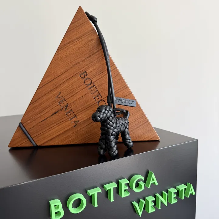 スーパーコピー ボッテガ ヴェネタ キーホルダー