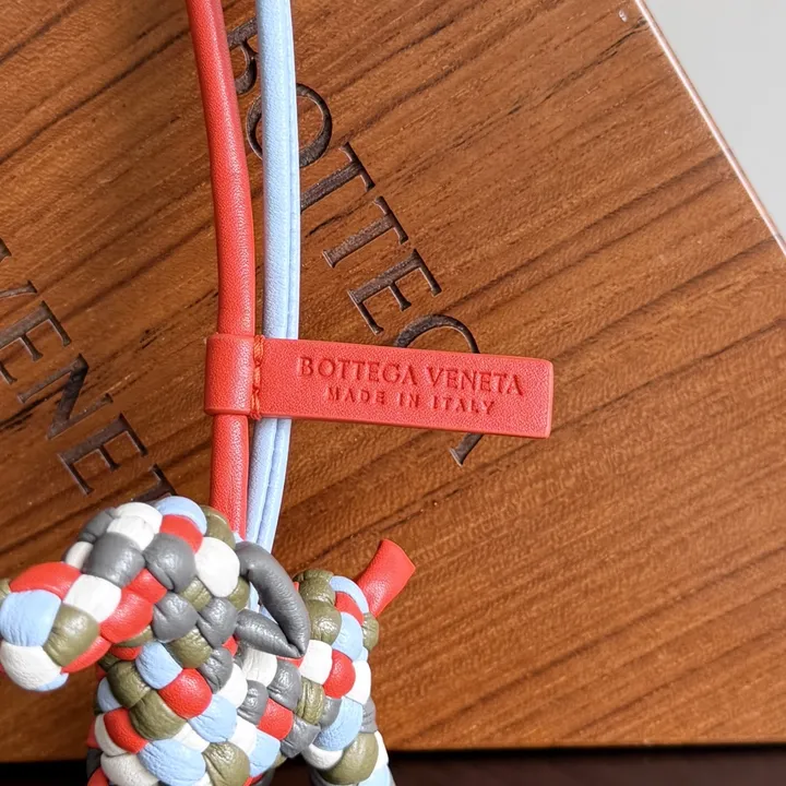 スーパーコピー ボッテガ ヴェネタ キーホルダー