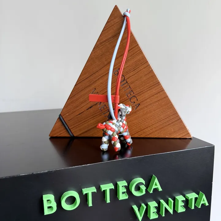 スーパーコピー ボッテガ ヴェネタ キーホルダー