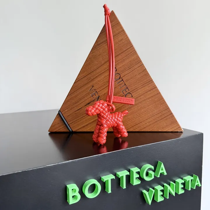 スーパーコピー ボッテガ ヴェネタ キーホルダー