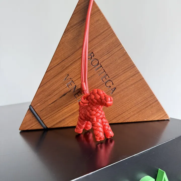 スーパーコピー ボッテガ ヴェネタ キーホルダー