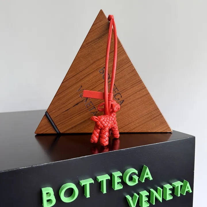 スーパーコピー ボッテガ ヴェネタ キーホルダー