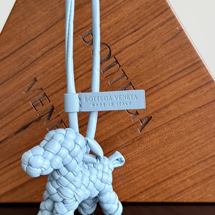 スーパーコピー ボッテガ ヴェネタ キーホルダー