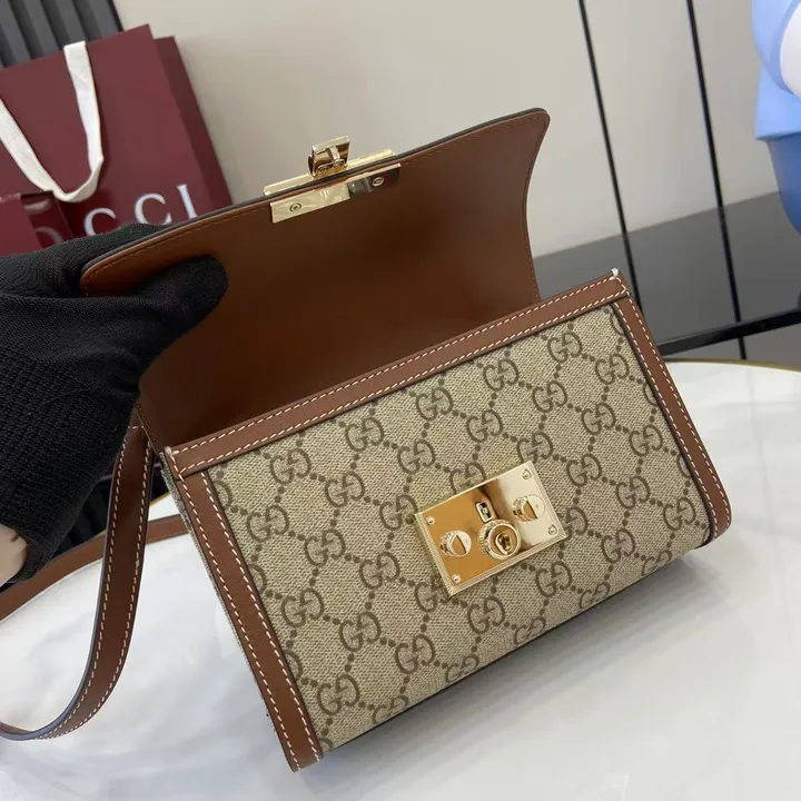 スーパーコピー グッチ キーホルダー