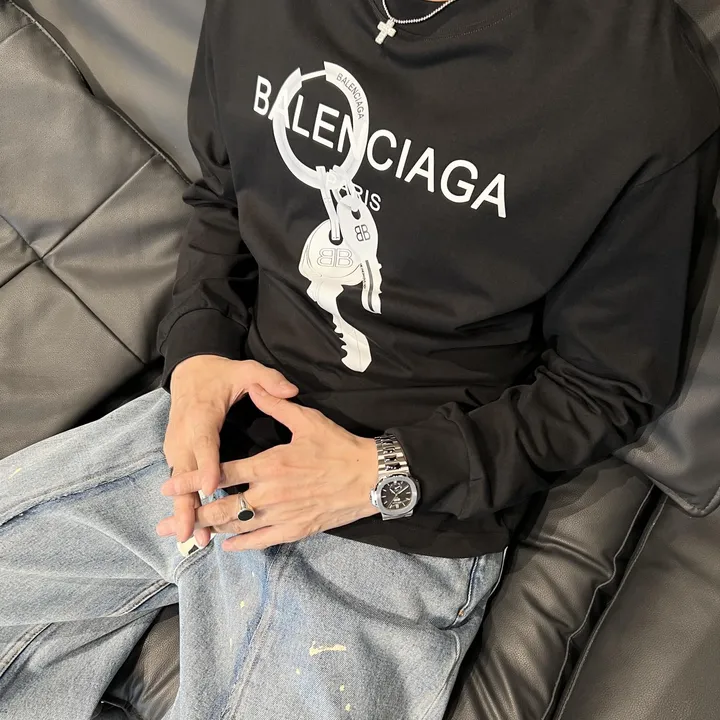 スーパーコピー バレンシアガ キーホルダー