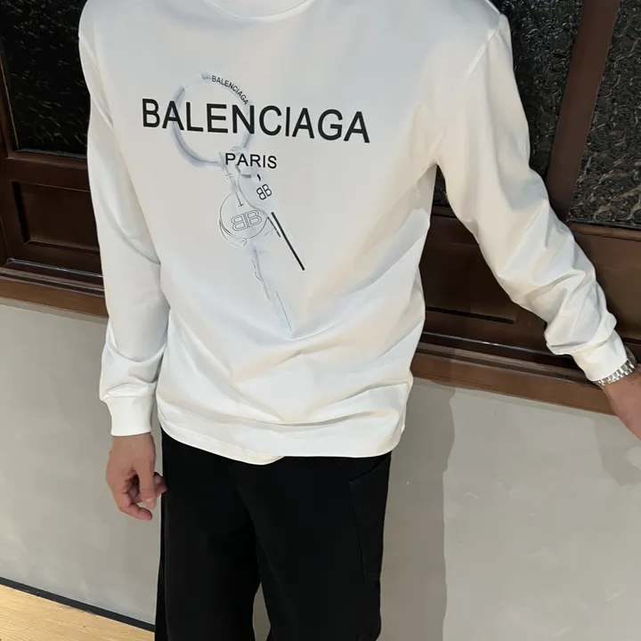 スーパーコピー バレンシアガ キーホルダー