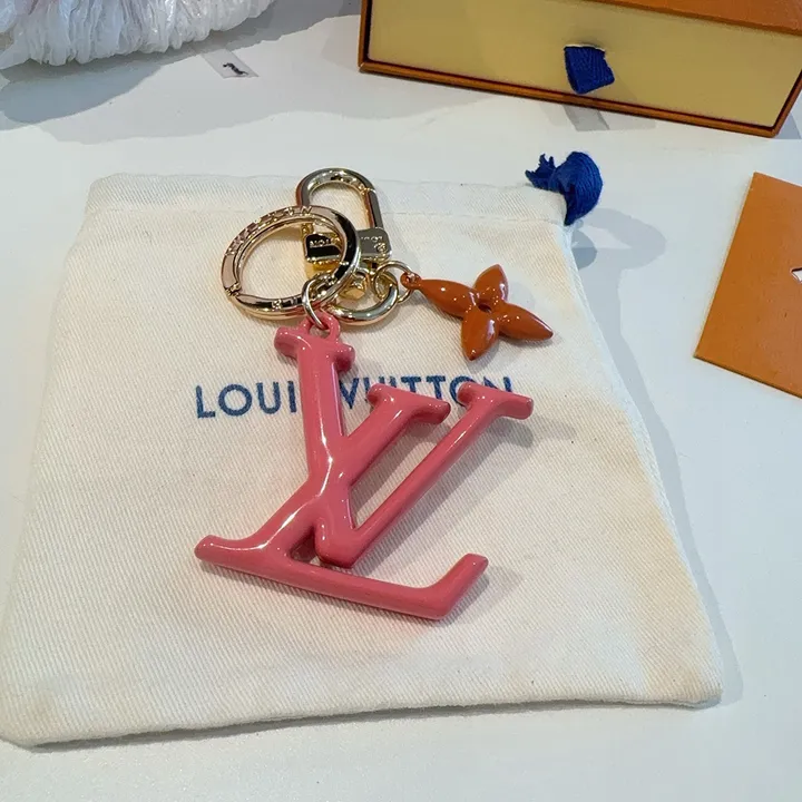 スーパーコピー ルイヴィトン キーホルダー