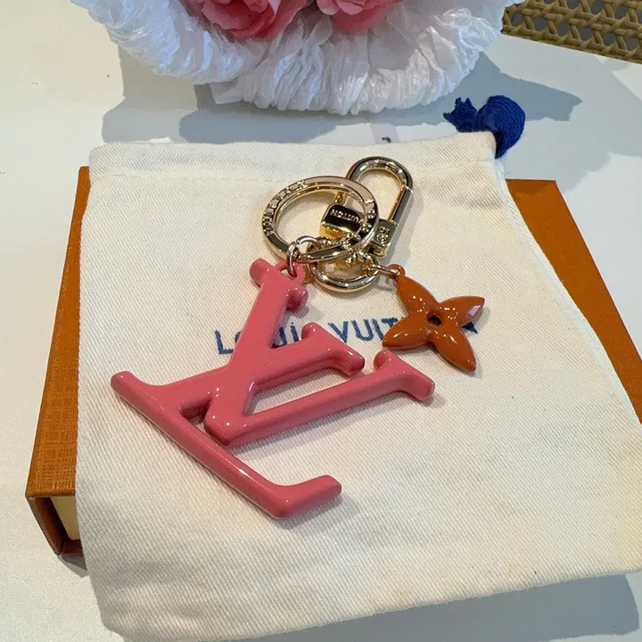 スーパーコピー ルイヴィトン キーホルダー