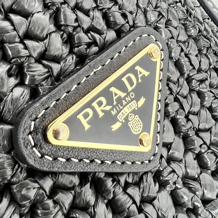 スーパーコピー バレンシアガ キーホルダー