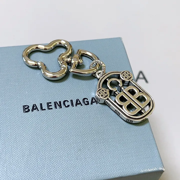 スーパーコピー バレンシアガ キーホルダー