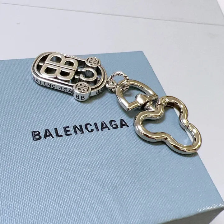 スーパーコピー バレンシアガ キーホルダー